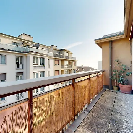 Bright Flat In The Heart Of Appartement