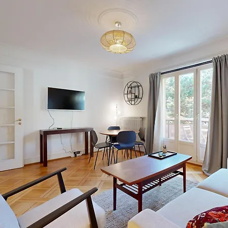 Bright Flat In The Heart Of Appartement